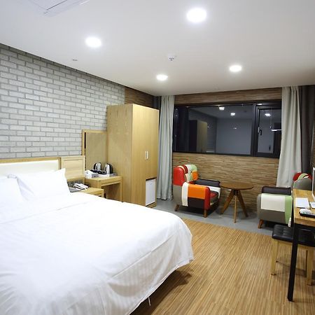Diamond Tourist Hotel Incshon Kültér fotó